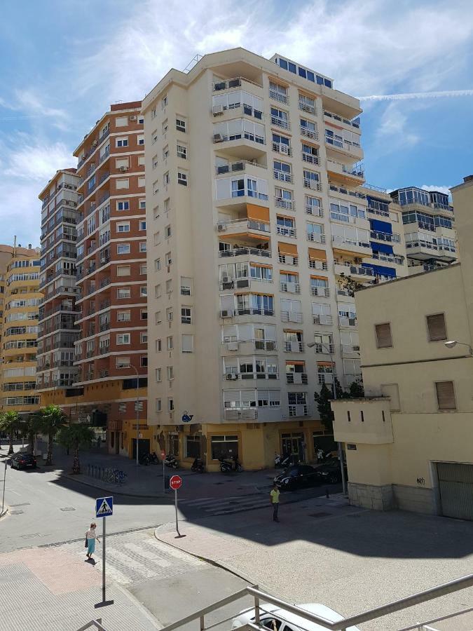 Apartamento Malaga Beach Exterior photo